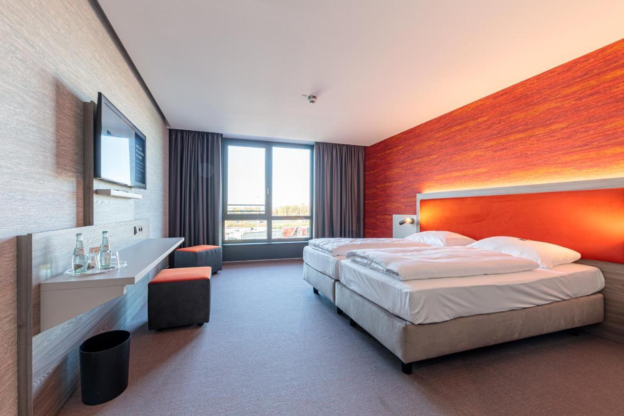 Hotel Am Ruessel Lohfelden Exterior photo
